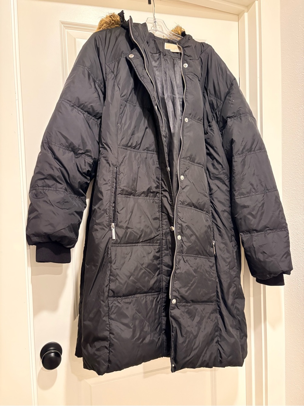 Michael Kors Black Quilted Long Puffer Coat with Faux-Fur Trim Hood